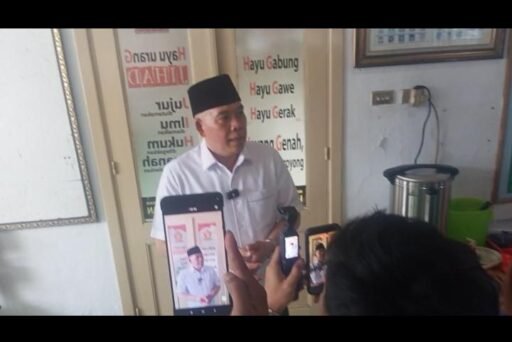 Kang Hergun Tebar Hewan Kurban di Rumah Aspirasi, Warga Sukabumi Antusias Mengantre