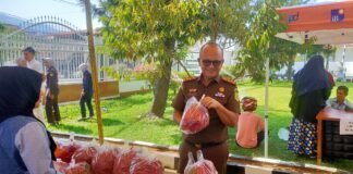 Kajari Pasaman hadirkan Pasar murah dan layanan hukum gratis