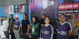 Renie Rahayu BukaTurnamen Badminton 3ON3 AntarAlumniSMPSeDapil5,6KecMajalaya,Paseh,Ibun,Soljer,Pacet,Ciparay