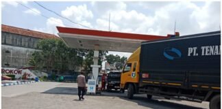 Polsek Ngimbang Gelar Patroli Harkamtibmas Guna Cegah Kriminalitas Dan Premanisme di Siang Hari