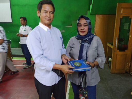 PENYALURAN INSENTIF GURU NGAJI DARI DANA DESA TAHAP I TA 2026 DESA IBUN KECAMATAN IBUN, RABU, 13 MEI 2026