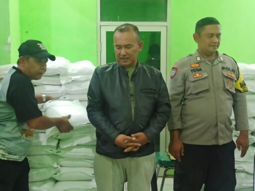 Kamis, 28 Mei 2026 di Hari Cuti Bersama, Agus Hamdani, S.Ip. Bersama Otang,Bagi Sembako Ketahanan Pangan BPN