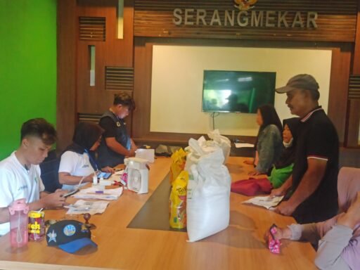 2019 KPM Warga Desa Serangmekar, Terima Bantuan Ketahanan Pangan Oleh Asep Taofik, S. Ip. Kades Serangmekar
