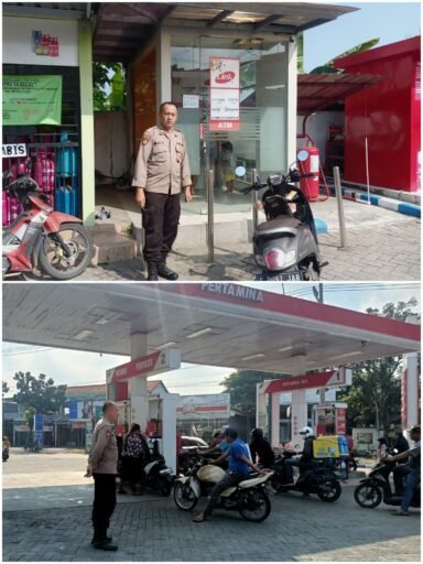 Pastikan Wilayah Ngimbang Tetap Aman Polsek Ngimbang Gelar Patroli Di Obvit Di Daerah Rawan Di Siang Hari