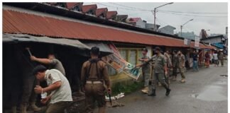 Kembalikan Fungsi Terminal di Bolu, Satpol PP Toraja Utara Tertibkan Puluhan Lapak Pedagang