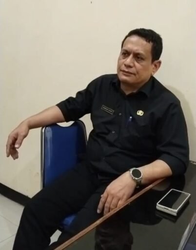 “Ajaib” Surat Perjanjian Neon Box, Reklame Berdiri di Trotoar Jalan Provinsi Subang. “Ajaib” Surat Perjanjian Neon Box, Reklame Berdiri di Trotoar Jalan Provinsi Subang.