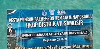 Kebaktian Bersama Pesta Puncak Parheheon R & N HKBP Distrik VII Samosir