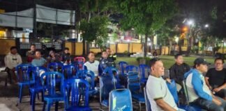 Nobar Piala Dunia 2026 Bersama Polsek Ampenan, Pererat Kebersamaan Polisi dan Masyarakat.