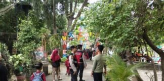 Patroli Wisata Sat Samapta Polresta Mataram Hadirkan Kenya manan Pengunjung Tempat Rekreasi