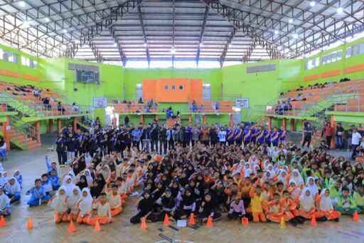 Bupati Welly Suhery membuka kegiatan deteksi, identifikasi bakat olahraga siswa SD/MIN se-Kabupaten Pasaman Bupati Welly Suhery membuka kegiatan deteksi, identifikasi bakat olahraga siswa SD/MIN se-Kabupaten Pasaman