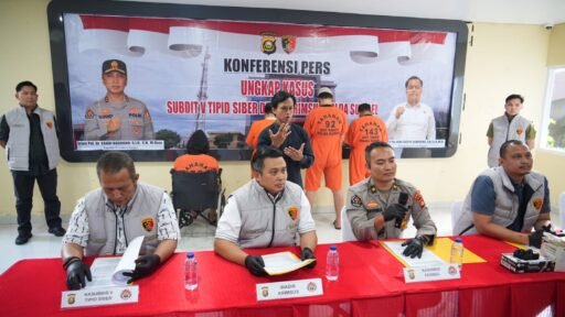 Polda Sumsel Bongkar Sindikat Siber Aktivasi IMEI Ilegal 12 Ribu Ponsel, Empat Tersangka Ditangkap
