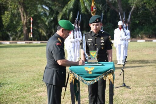 Danrem 044/Gapo Hadiri Tradisi dan Serah Terima Jabatan Danyonarmed 15/Cailendra