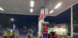 Pastikan Wilayah Ngimbang Tetap Kondusif Polsek Ngimbang Gelar Patroli Blue Light Cegah 4C Di Malam Hari