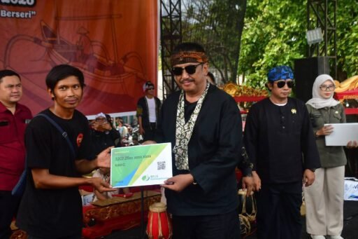 Syukuran Nelayan Ujunggenteng ke-60: Merawat Tradisi, Menguji Komitmen Laut Lestari Syukuran Nelayan Ujunggenteng ke-60: Merawat Tradisi, Menguji Komitmen Laut Lestari
