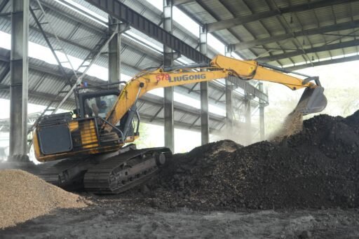 PTBA Perkuat Transisi Energi dan Pengurangan Emisi Karbon melalui Uji Coba Cofiring Tahap II PTBA Perkuat Transisi Energi dan Pengurangan Emisi Karbon melalui Uji Coba Cofiring Tahap II