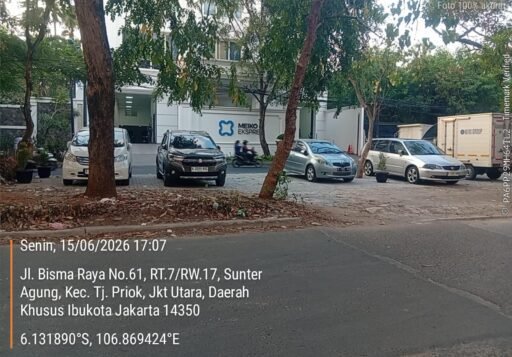 PT Meiko Kuasai Lahan Fasum: Taman Kota Disulap Jadi Parkir Eksklusif PT Meiko Kuasai Lahan Fasum: Taman Kota Disulap Jadi Parkir Eksklusif
