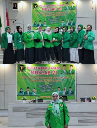 *Fitri Yunesta Ajak Perempuan kabupaten Mukomuko harus Berani Tampil di Dunia Politik Di Zaman Digital* *Fitri Yunesta Ajak Perempuan kabupaten Mukomuko harus Berani Tampil di Dunia Politik Di Zaman Digital*