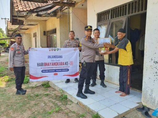 Sambut HUT Bhayangkara ke-80, Polsek Binong Anjangsana ke Purnawirawan Sambut HUT Bhayangkara ke-80, Polsek Binong Anjangsana ke Purnawirawan