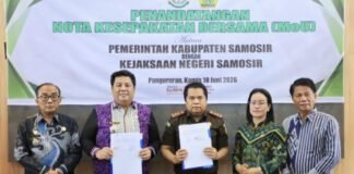 Pemkab Samosir & Kejari Samosir Perpanjang Kerja Sama Penanganan Masalah Hukum Perdata & TUN