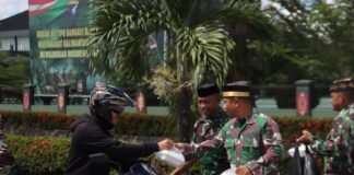 Tebar Kebaikan, Kodam XII/Tpr Kembali Gelar Aksi “Jumat Berkah