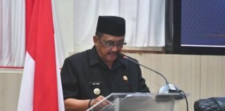 Fraksi DPRD Beri Catatan, Bupati Sukabumi Sampaikan Pendapat Terhadap Tiga Raperda Inisiatif