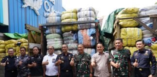 Hadiri Konferensi Pers Penyelundupan Ballpres, Kasdam XII/Tpr Tegaskan Sinergisitas Jaga Perbatasan Kalbar