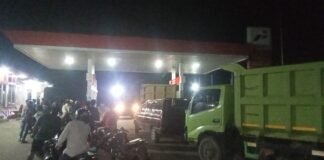 Antrean Pertalite Hingga Larut Malam di SPBU PALI Dikeluhkan Warga, Stok Siang Hari Kerap Habis