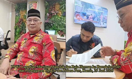 *PPWI Resmi Laporkan Martin Manoluk Tampubolon dan Raja Herman ke Bareskrim Polri* *PPWI Resmi Laporkan Martin Manoluk Tampubolon dan Raja Herman ke Bareskrim Polri*