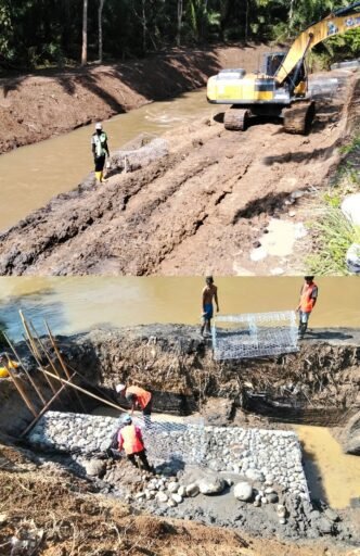 *PROYEK BRONJONG DI RAWA MULYA DIPERTANYAKAN; TANPA PAPAN PROYEK, MUTU BAHAN DIDUGA TIDAK SESUAI SPESIFIKASI* *PROYEK BRONJONG DI RAWA MULYA DIPERTANYAKAN; TANPA PAPAN PROYEK, MUTU BAHAN DIDUGA TIDAK SESUAI SPESIFIKASI*