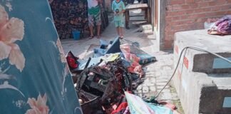 Kekompakan Warga Selamatkan Rumah dari Kebakaran di Kampung 1 Desa Betung