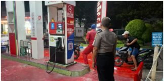 Pastikan Wilayah Ngimbang Tetap Kondusif Polsek Ngimbang Gelar Patroli Blue Light Cegah 4C Di Malam Hari