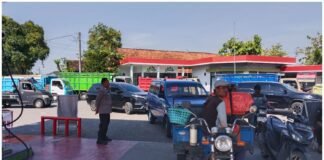 Polsek Ngimbang Gelar Patroli Harkamtibmas Di Obvit Guna Cegah Kriminalitas Dan Premanisme