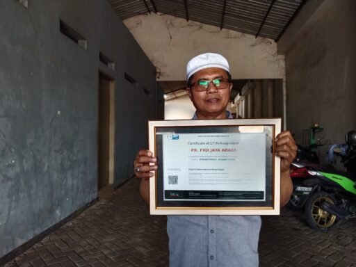 Berawal dari Usaha Sederhana, PR Fiqi Jaya Abadi Tumbuh Menjadi Industri Lokal yang Menjanjikan Berawal dari Usaha Sederhana, PR Fiqi Jaya Abadi Tumbuh Menjadi Industri Lokal yang Menjanjikan