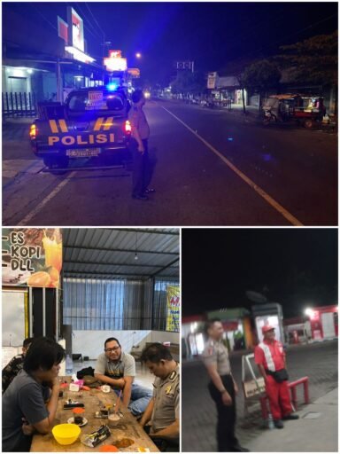Guna Cegah Dan Daya Tangkal 4C Personil Polsek Ngimbang Gelar Patroli Blue Light Di Daerah Rawa Guna Cegah Dan Daya Tangkal 4C Personil Polsek Ngimbang Gelar Patroli Blue Light Di Daerah Rawa