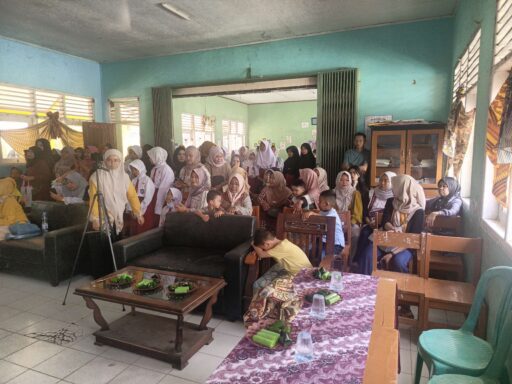 Sederhana Tanpa Pungutan, Perpisahan SDN Ampera Patokbeusi Tetap Meriah dan Penuh Makna Sederhana Tanpa Pungutan, Perpisahan SDN Ampera Patokbeusi Tetap Meriah dan Penuh Makna