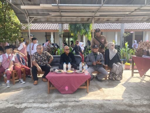 Murni Didanai Sekolah, Perpisahan Kelas VI SDN Ciberes Subang Berlangsung Semarak Tanpa Bebani Orang Tua Murni Didanai Sekolah, Perpisahan Kelas VI SDN Ciberes Subang Berlangsung Semarak Tanpa Bebani Orang Tua