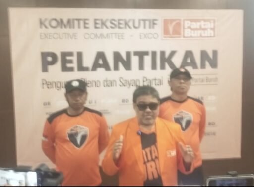 Pelantikan Pengurus Pleno Exco Pusat dan Sayap Partai Buruh Pelantikan Pengurus Pleno Exco Pusat dan Sayap Partai Buruh