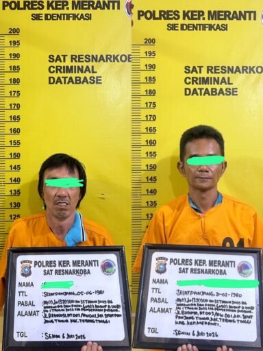 Dua Pria Diciduk Satresnarkoba Polres Meranti Bersama 9 Paket Sabu Dua Pria Diciduk Satresnarkoba Polres Meranti Bersama 9 Paket Sabu
