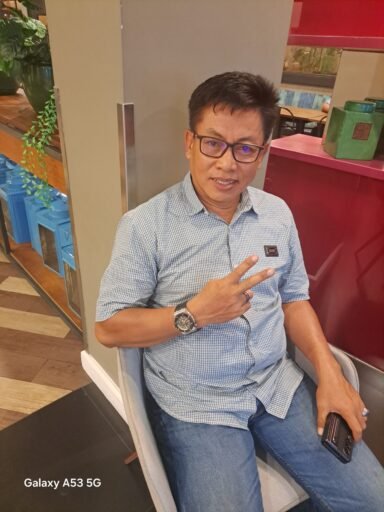 H. Muh. Kasim, S.E, Menghadiri Angkatan II Kepala Desa Masuk Kampus di UI Depok Jawa Barat H. Muh. Kasim, S.E, Menghadiri Angkatan II Kepala Desa Masuk Kampus di UI Depok Jawa Barat