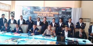 Ditreskrimum Polda NTB Tangkap 4 Tsk Pembuat STNK Palsu, Polda NTB Imbau Warga Cek Keaslian Dokumen Kendaraan