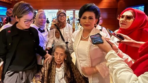KOWANI Angkat Nilai Kasih Sayang Keluarga Lewat Kampanye Film Jangan Buang Ibu KOWANI Angkat Nilai Kasih Sayang Keluarga Lewat Kampanye Film Jangan Buang Ibu