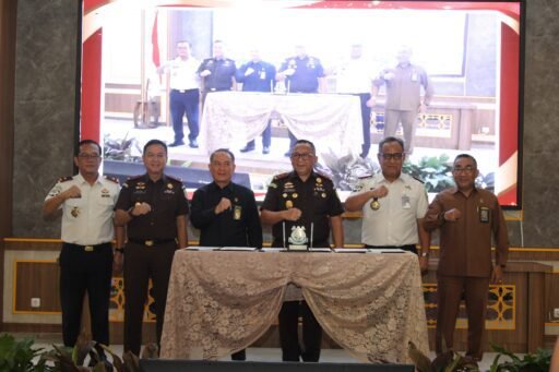 Karutan Kelas I Palembang Ikuti Penandatanganan PKS Persidangan Elektronik Ditjenpas Sumsel dan Kejati Sumsel Karutan Kelas I Palembang Ikuti Penandatanganan PKS Persidangan Elektronik Ditjenpas Sumsel dan Kejati Sumsel