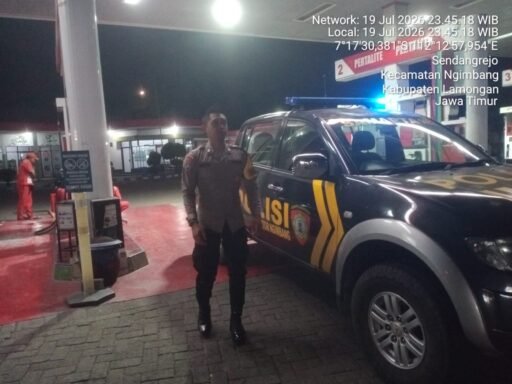 Guna Cegah Dan Daya Tangkal 4C Polsek Ngimbang Gelar Patroli Blue Light 4C Di Wilayah Ngimbang Guna Cegah Dan Daya Tangkal 4C Polsek Ngimbang Gelar Patroli Blue Light 4C Di Wilayah Ngimbang