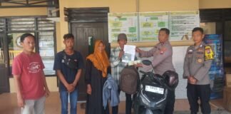 Polsek Kembangbahu Serahkan Sepeda Motor Temuan kepada Keluarga Pemilik