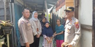 Kapolsek SU II Bersama PT KAI Turun Langsung Tinjau Rumah Tak Layak Huni Milik Buruh Lansia