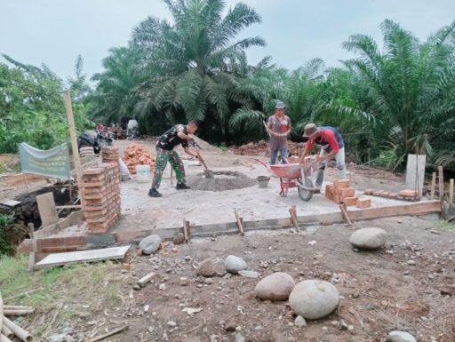 Kodim 0203/Langkat Rampungkan Pembangunan Jembatan Beton di Desa Paluh Manis Kodim 0203/Langkat Rampungkan Pembangunan Jembatan Beton di Desa Paluh Manis