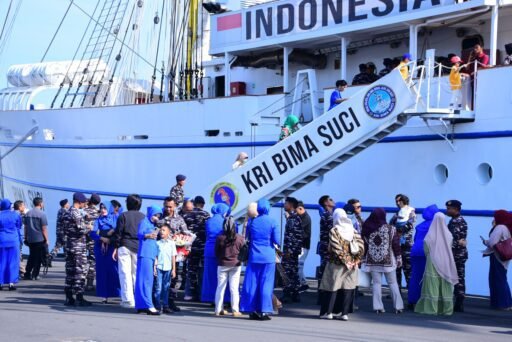 Harumkan Nama Bangsa, Tuntaskan Misi, KRI Bima Suci Kembali ke Pangkalan Koarmada II Harumkan Nama Bangsa, Tuntaskan Misi, KRI Bima Suci Kembali ke Pangkalan Koarmada II