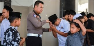 Hari Bhayangkara ke-80, Satlantas Polres Jember Berbagi Sembako untuk Anak Yatim