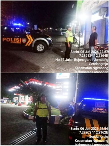Polsek Ngimbang Gelar Patroli Blue Light Guna Menjaga Siskamtibmas Daerah Rawan Kriminal Di Wilayah Ngimbang Polsek Ngimbang Gelar Patroli Blue Light Guna Menjaga Siskamtibmas Daerah Rawan Kriminal Di Wilayah Ngimbang