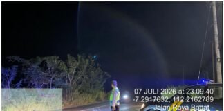Guna Daya Cegah Dan Tangkal 4C Polsek Ngimbang Gencar Patroli Blue Light Di Daerah Rawan